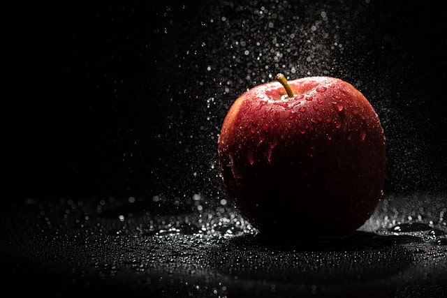 Red apple symbolizing expertise in Food Translation Services for the food and beverage industry.